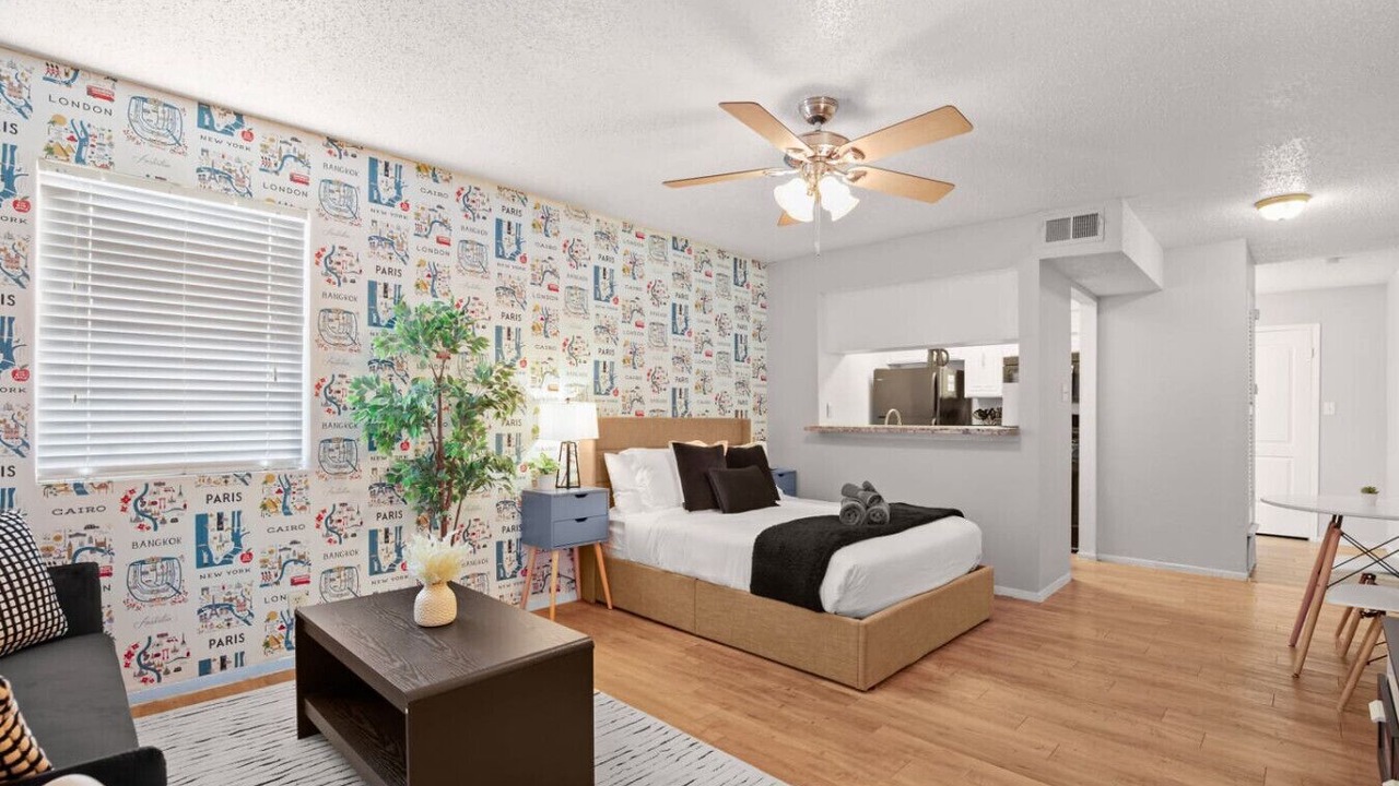 Photo of Bedroom in Brentwood