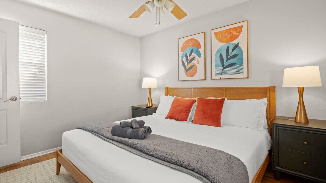 Photo of Bedroom in Brentwood