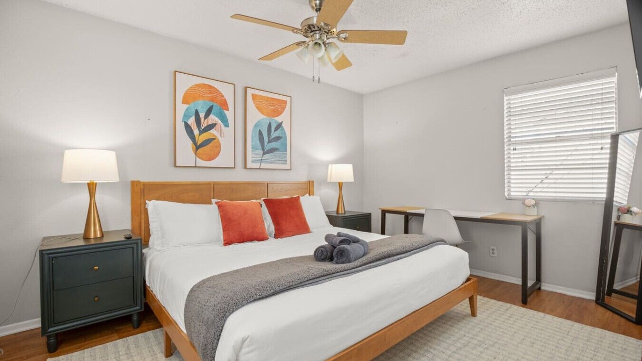 Photo of Bedroom in Brentwood