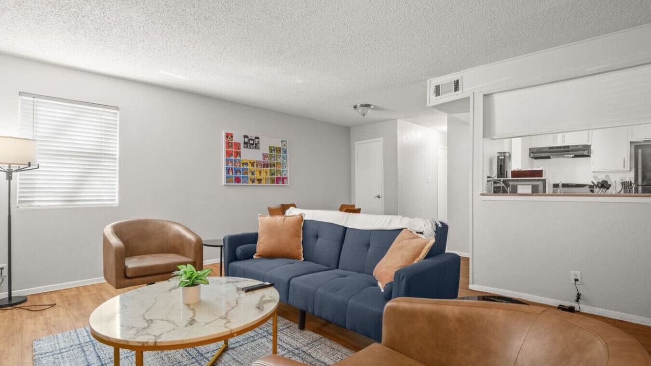 Photo of Livingroom in Brentwood