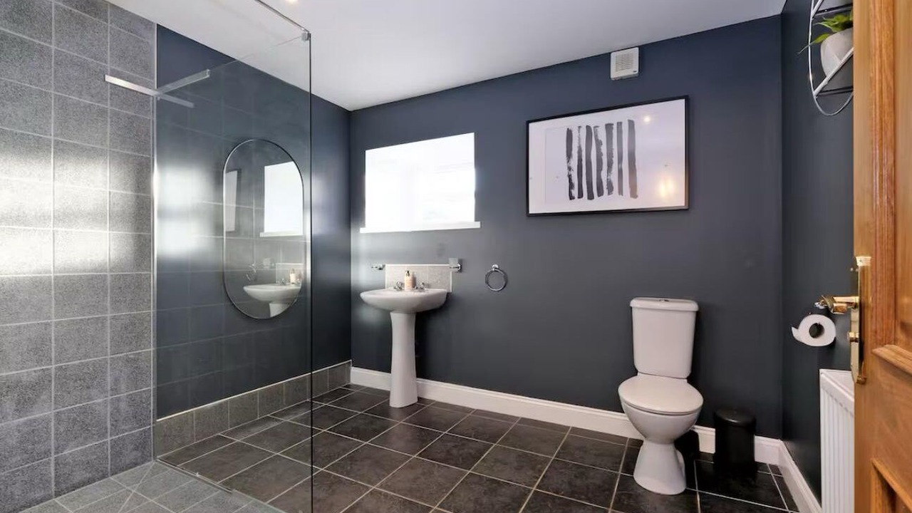 Photo of Bathroom in Insch