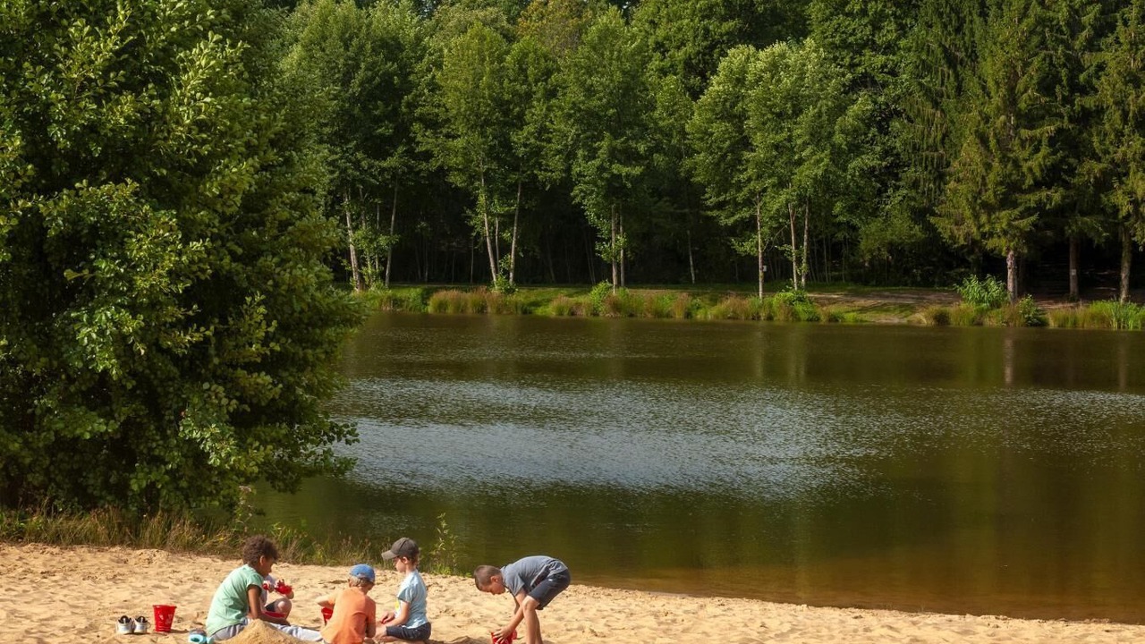 Photo of Others in Nontron