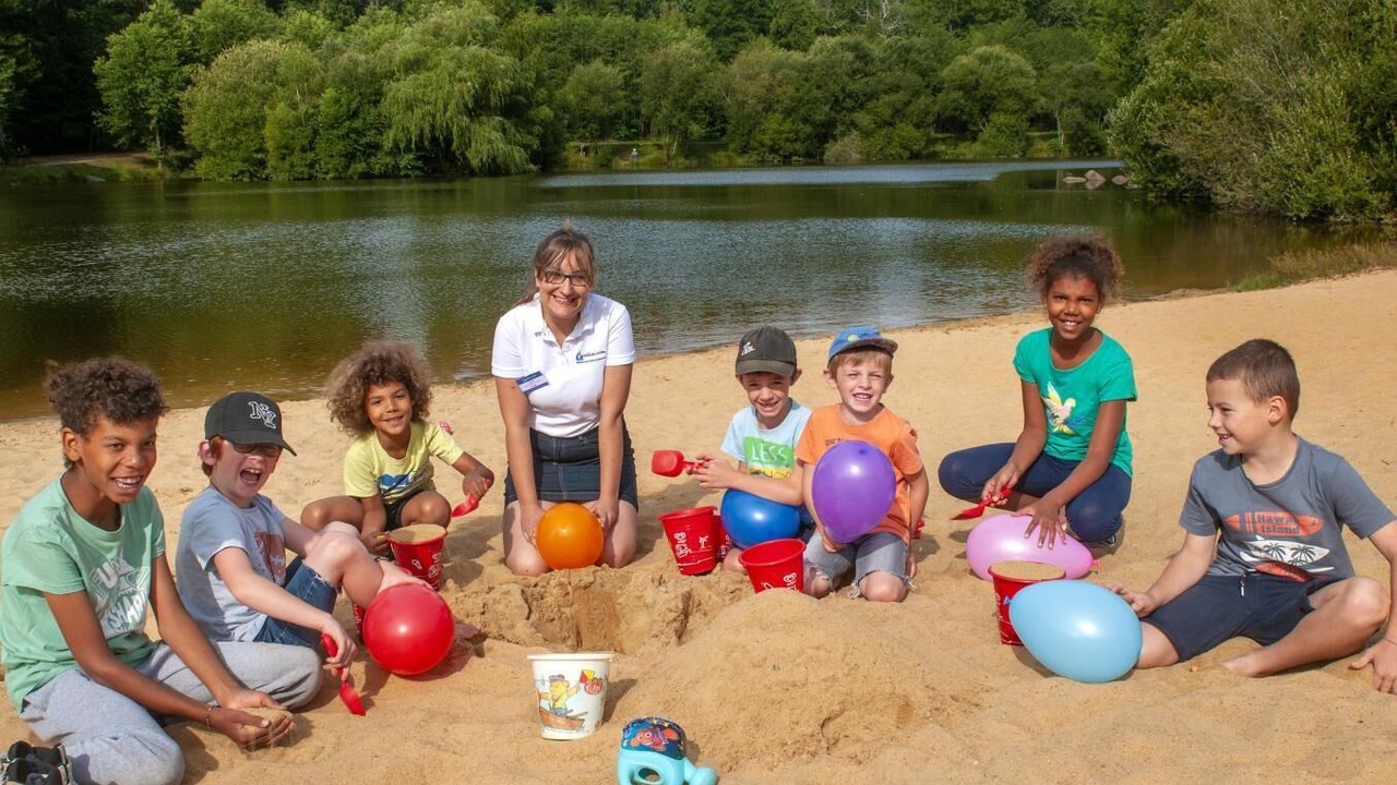 Photo of Others in Nontron