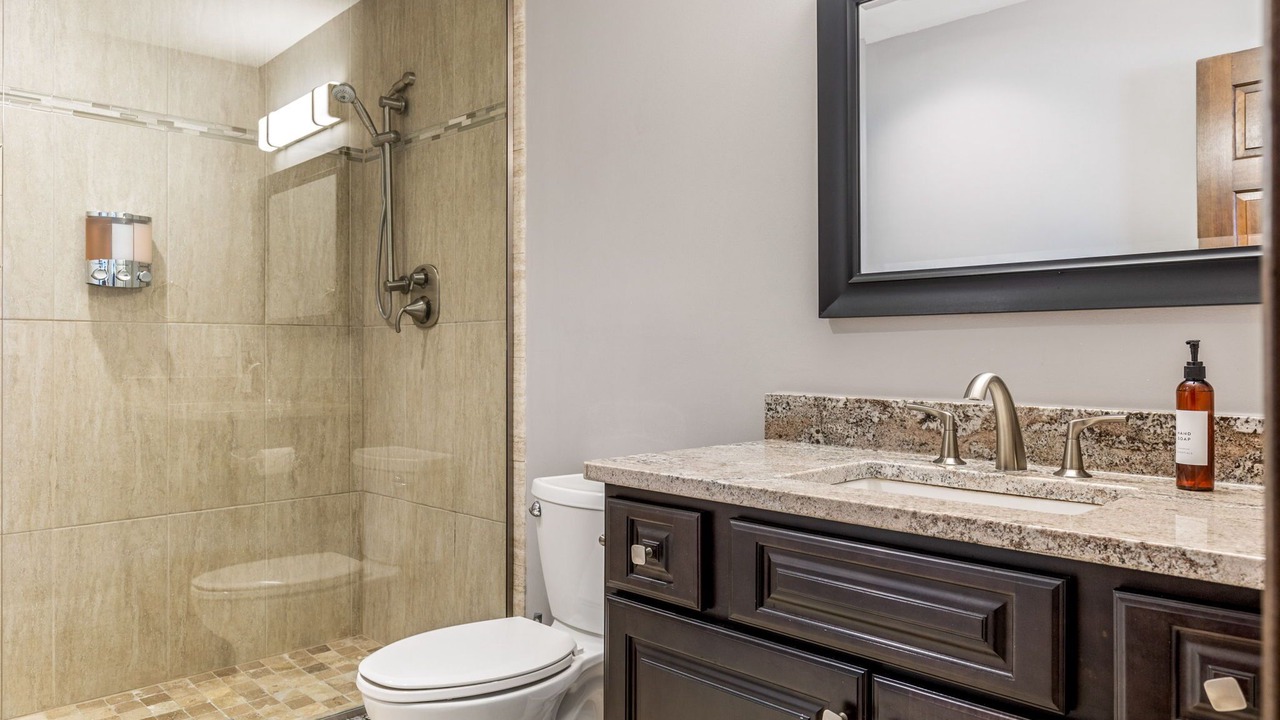 Photo of Bathroom in Innsbrook