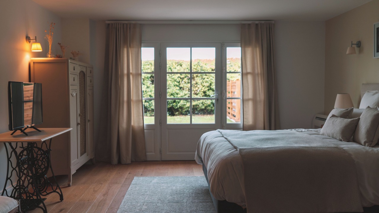 Photo of Bedroom in Saint-Emilion