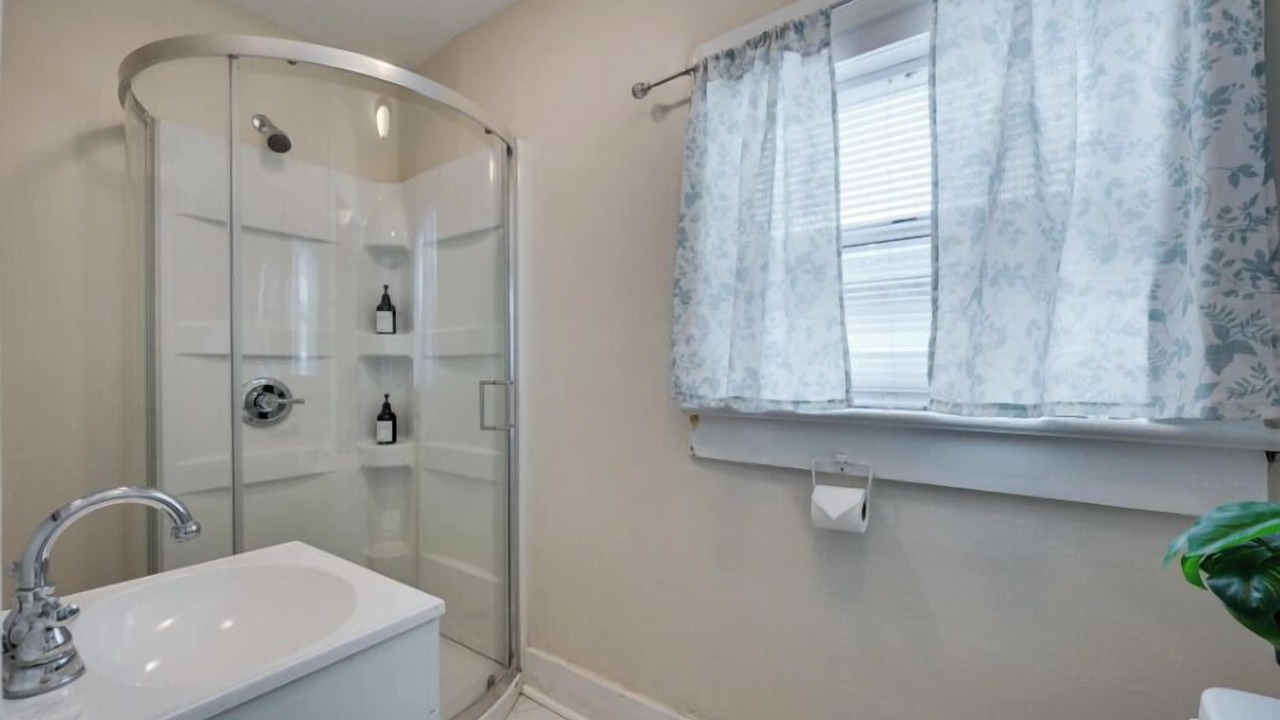Photo of Bathroom in Glen Iris