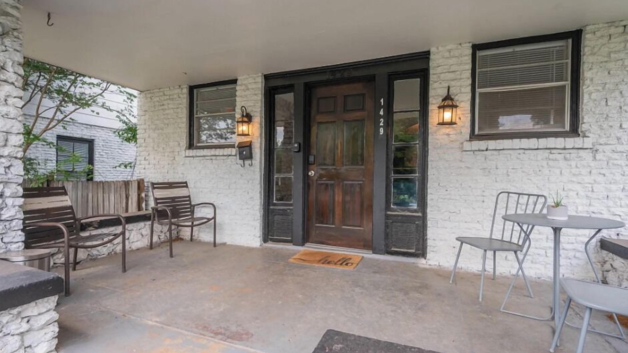 Photo of Outdoor in Glen Iris