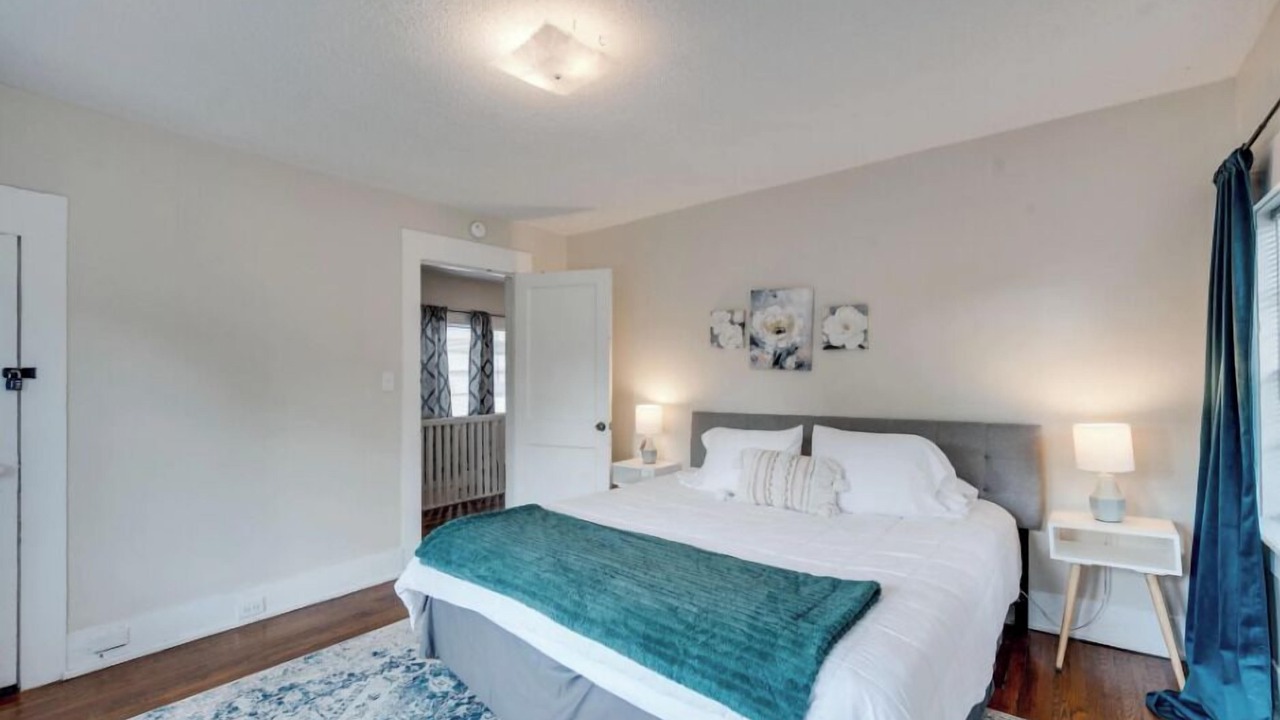Photo of Bedroom in Glen Iris