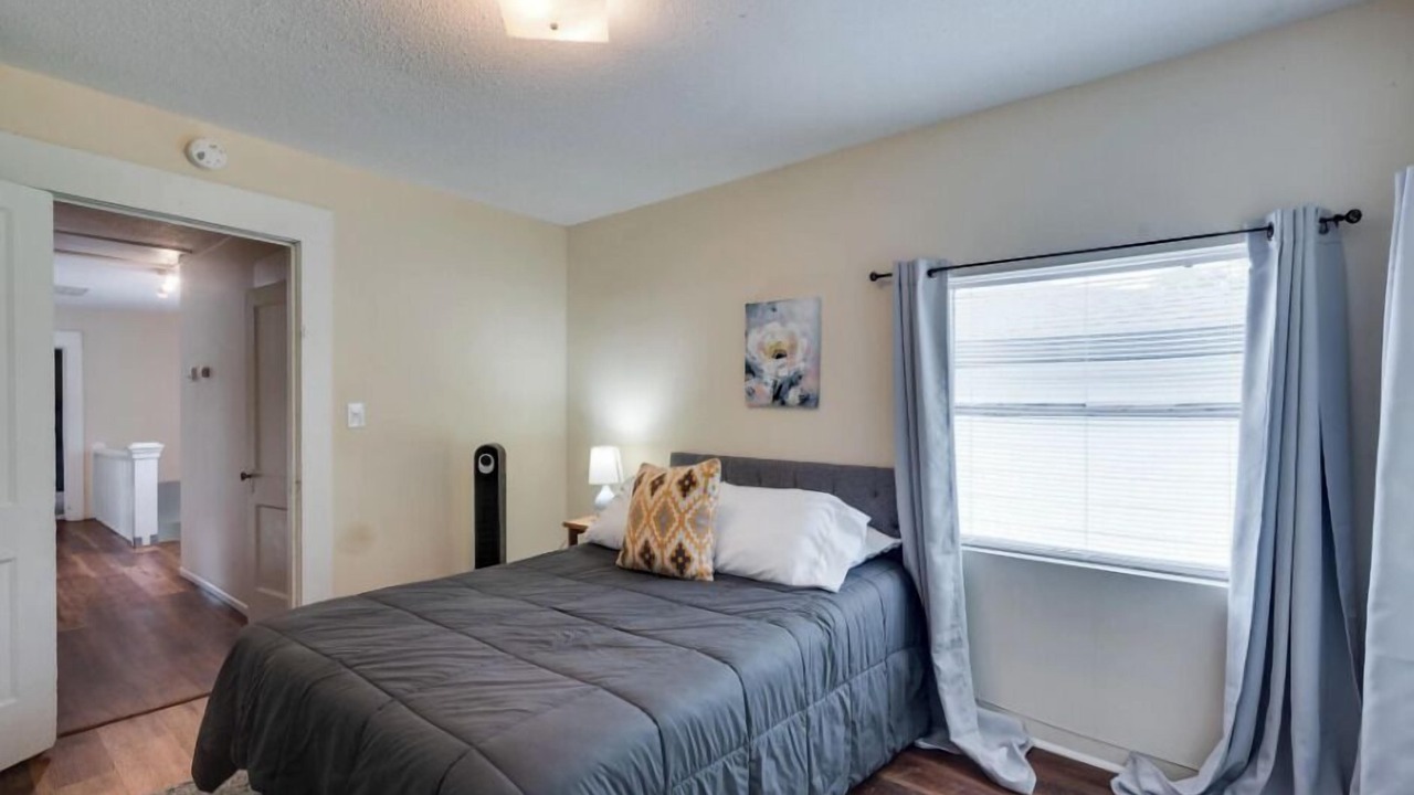 Photo of Bedroom in Glen Iris