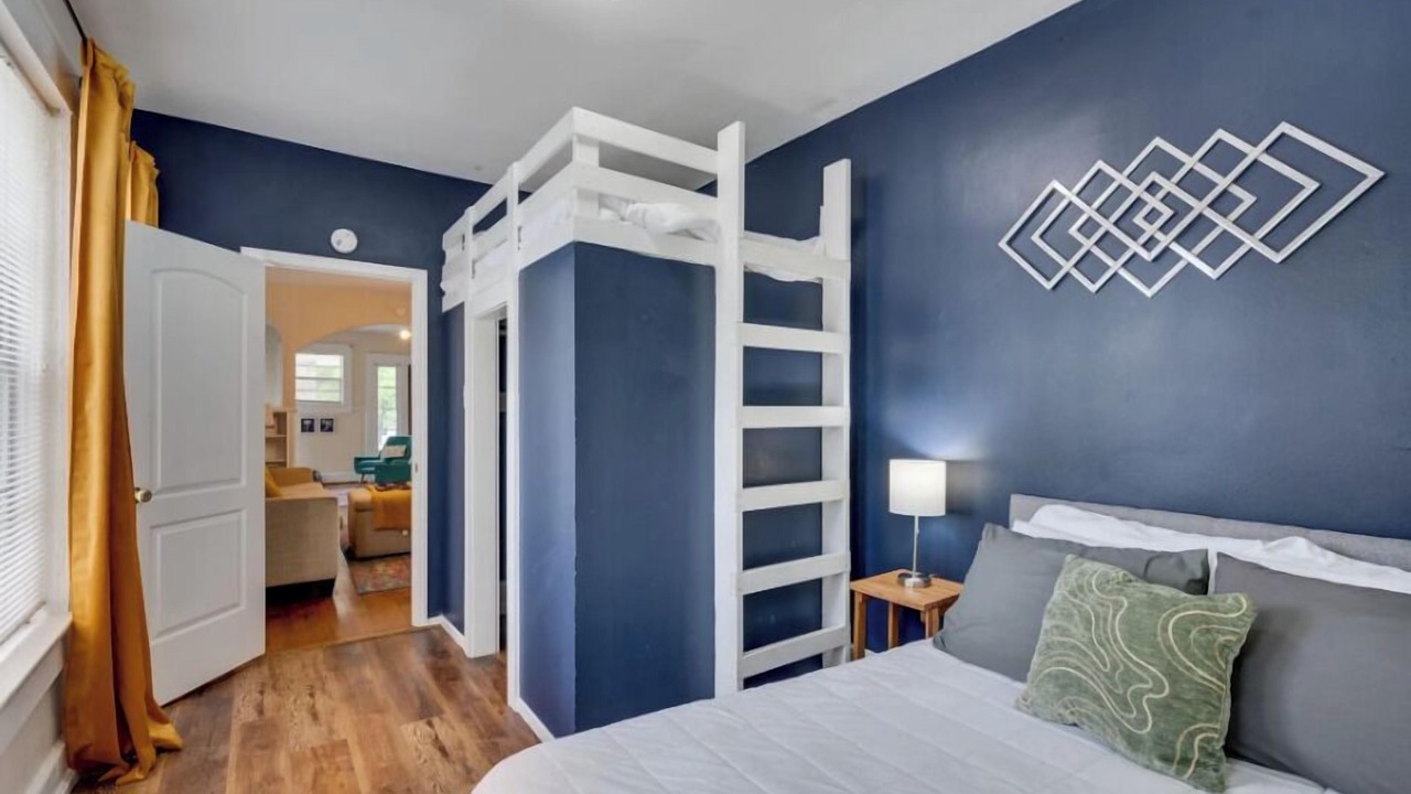 Photo of Bedroom in Glen Iris