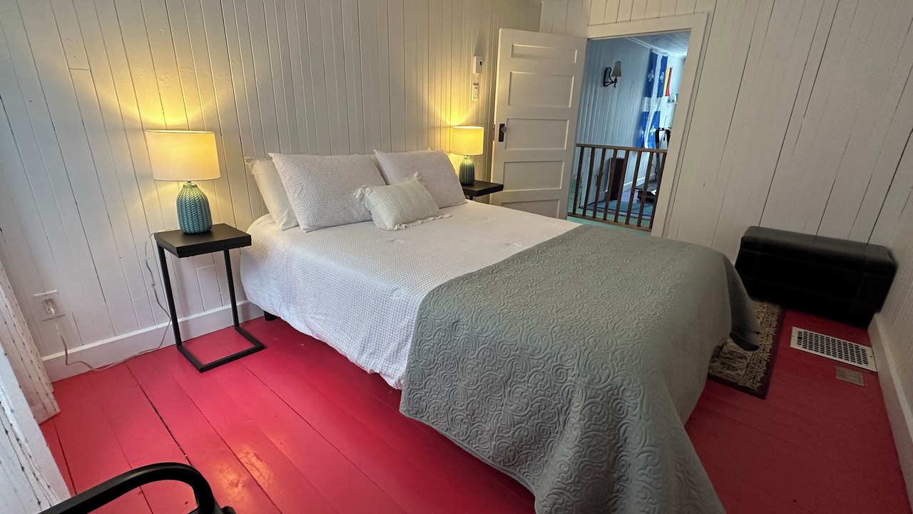 Photo of Bedroom in Saint-Alfred