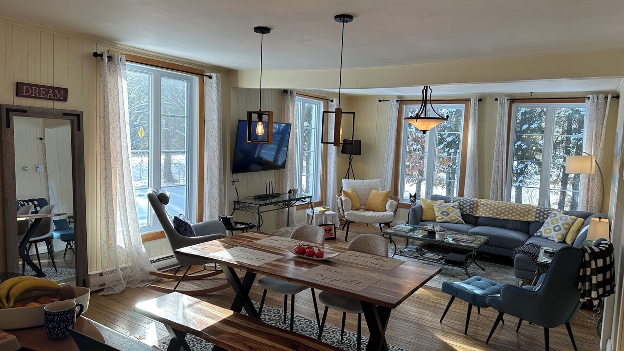 Photo of Livingroom in Saint-Alfred