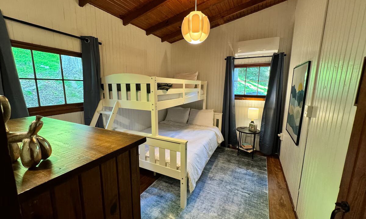 Photo of Bedroom in Rileyville