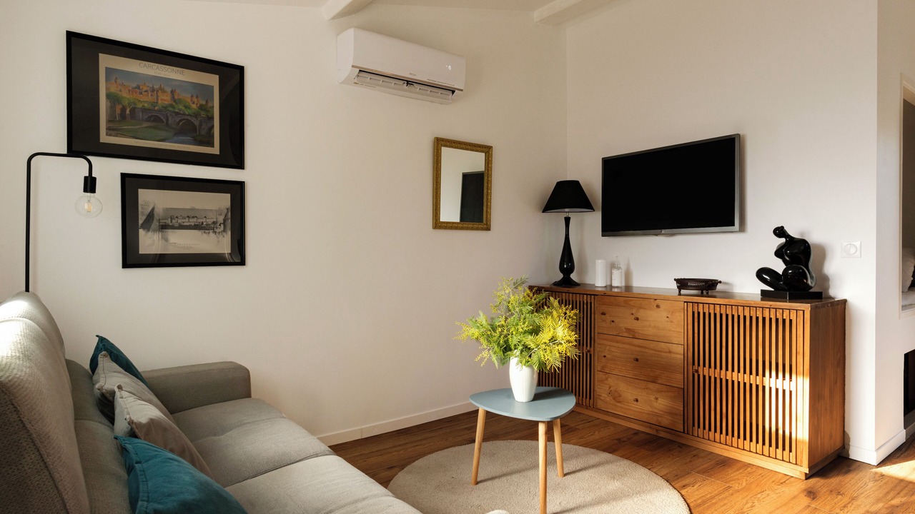 Photo of Livingroom in Villemoustaussou
