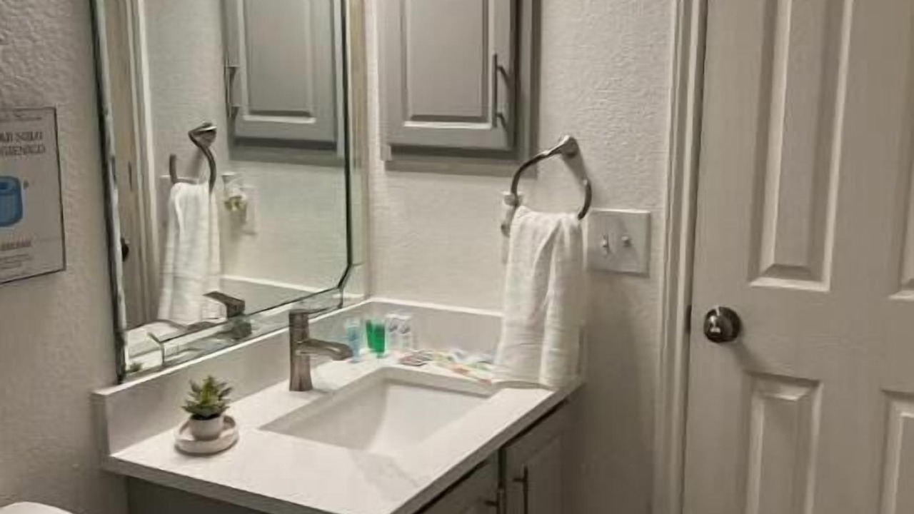 Photo of Bathroom in Far North Central