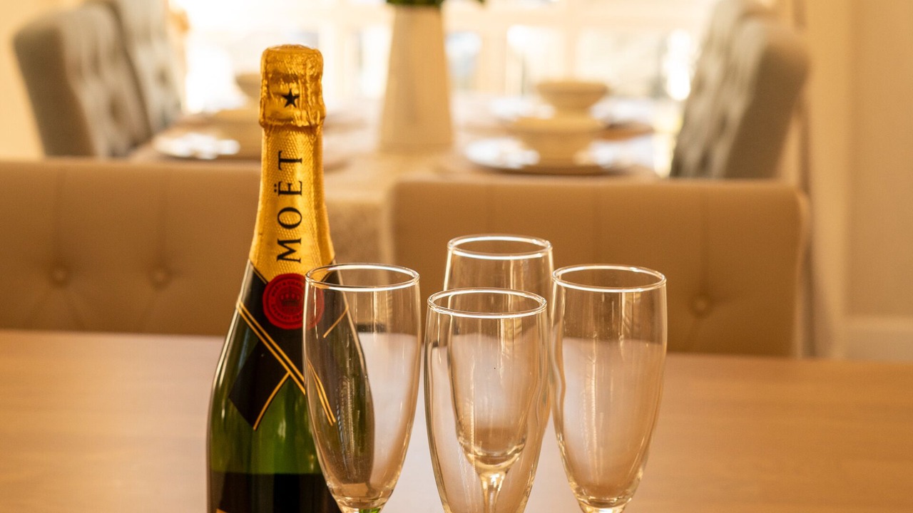 Photo of Others in Ryther