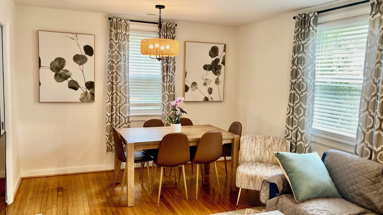 Photo of Livingroom in Richmond