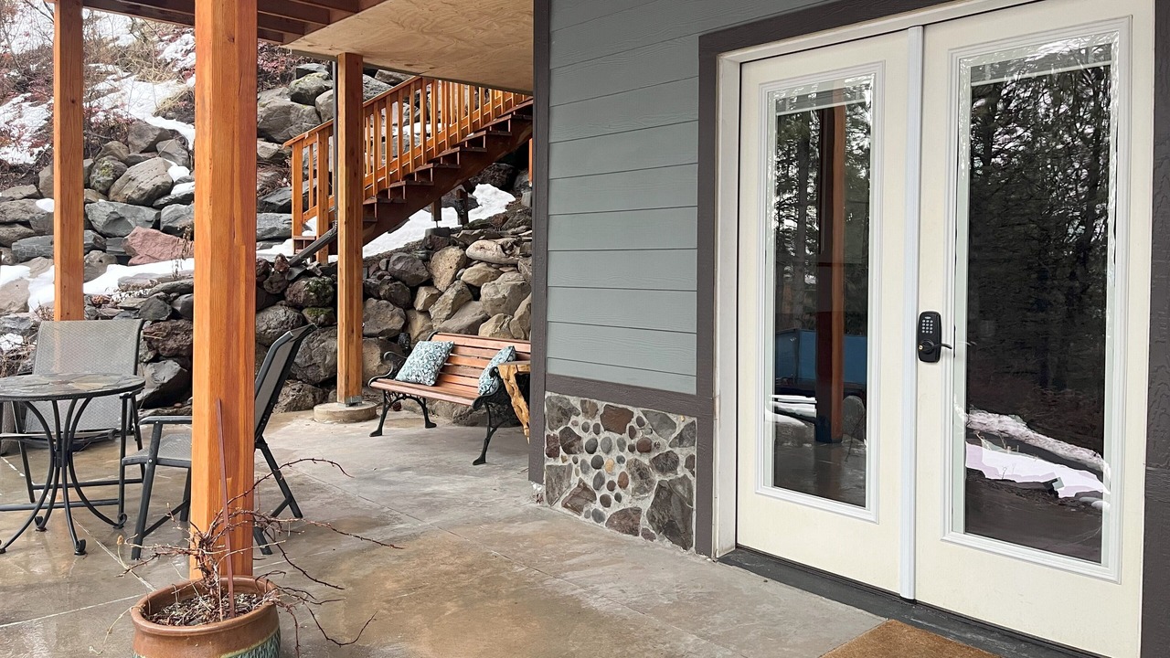 Photo of Patio Balcony in La Grande