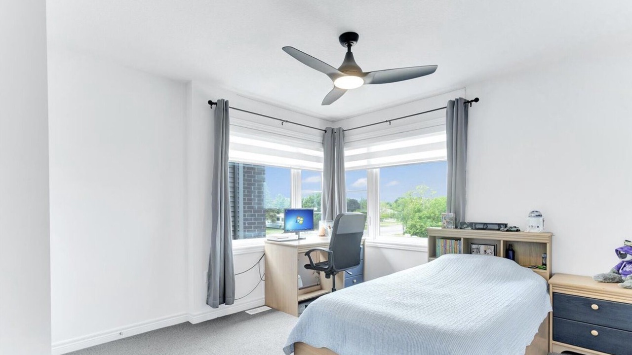 Photo of Bedroom in Stoney Creek