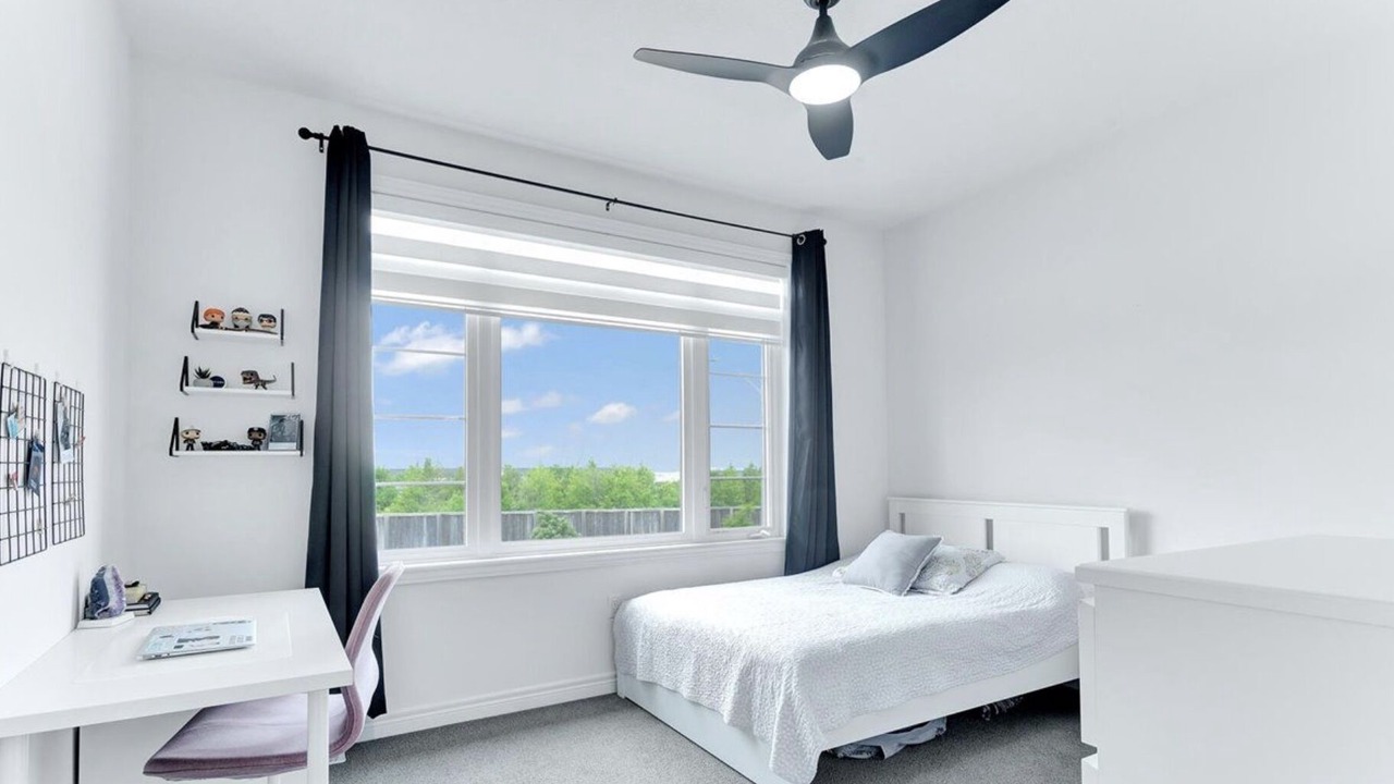 Photo of Bedroom in Stoney Creek