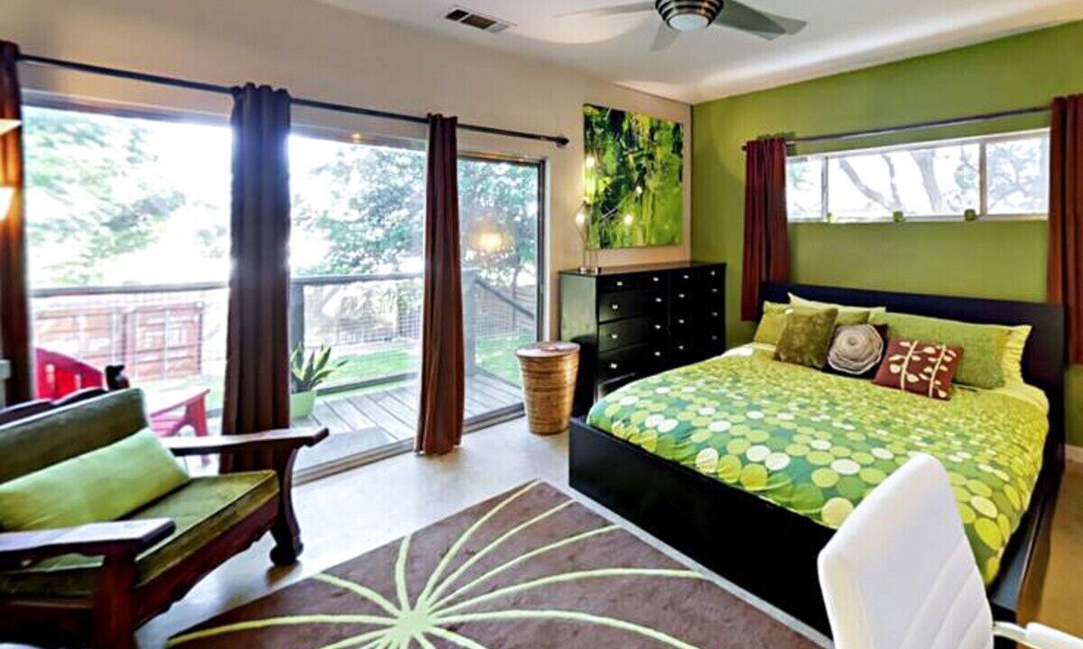 Photo of Bedroom in Blackshear-Prospect Hill