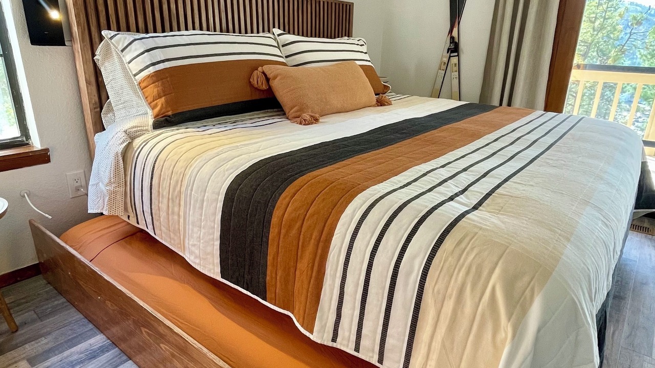 Photo of Bedroom in Ruidoso