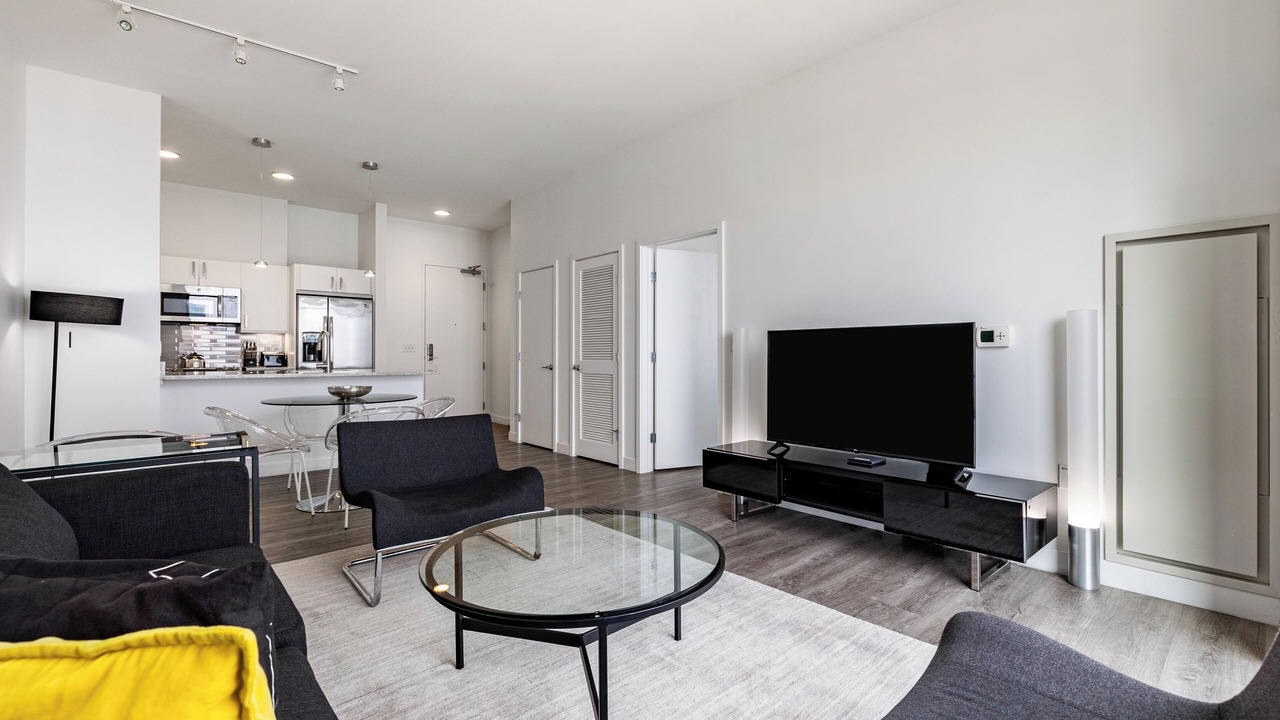 Photo of Livingroom in Downtown