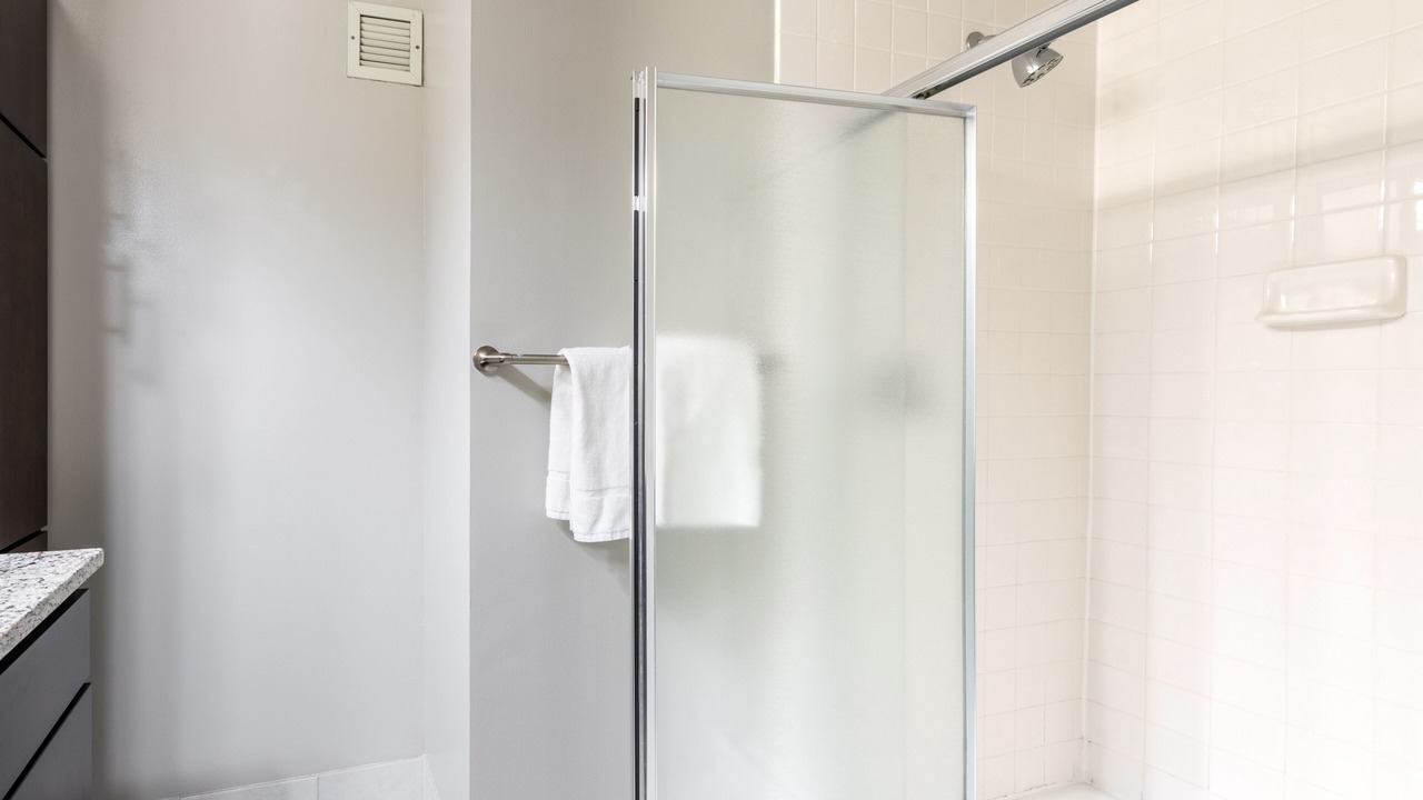Photo of Bathroom in White Plains