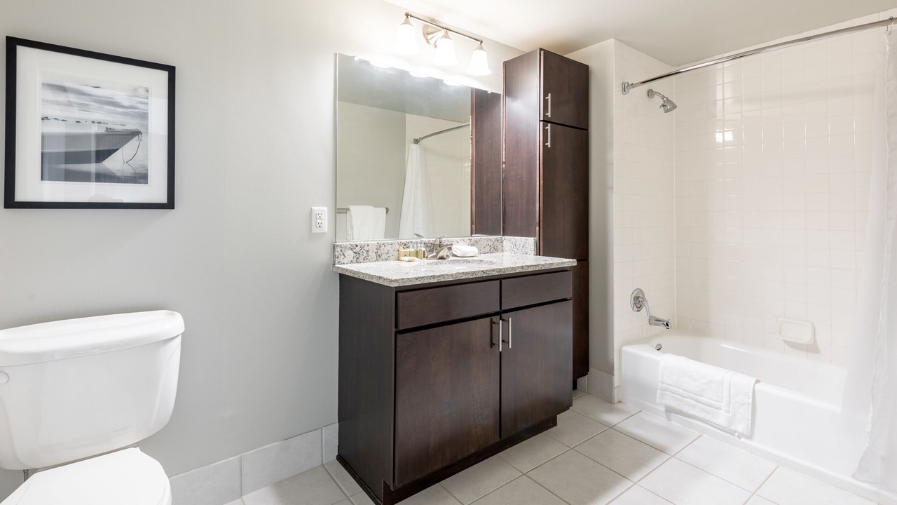 Photo of Bathroom in White Plains