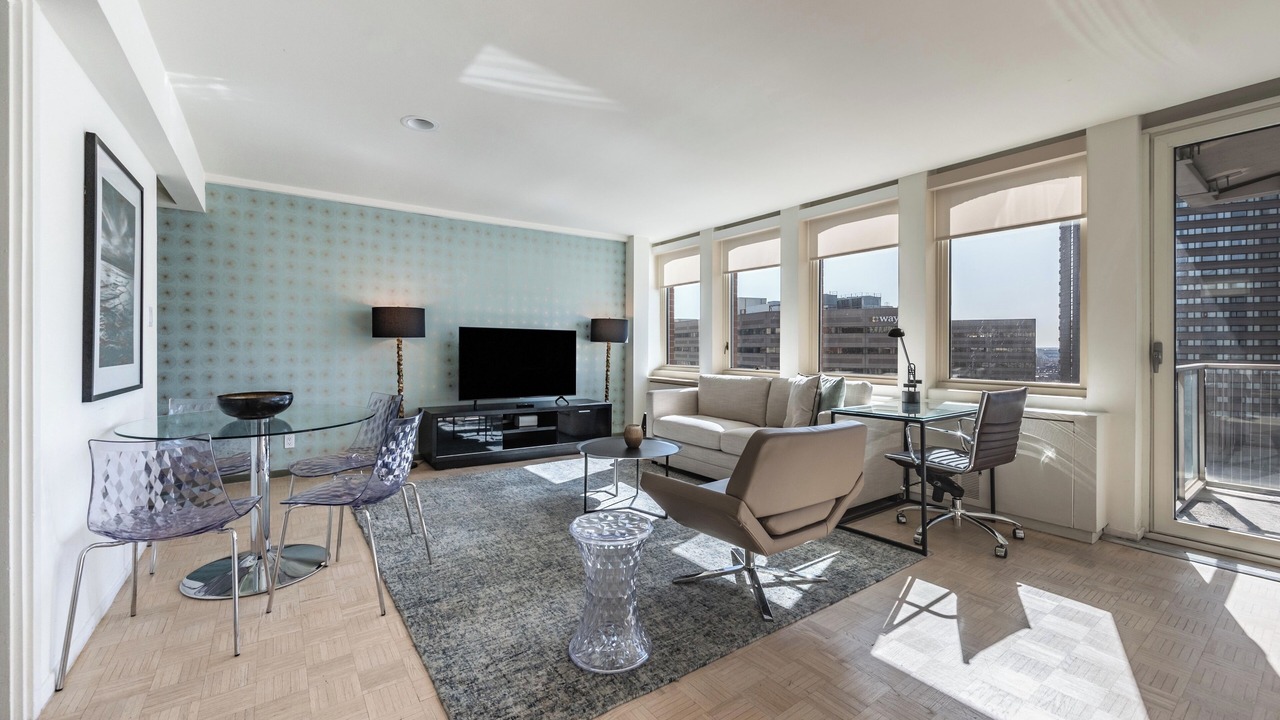 Photo of Livingroom in Back Bay