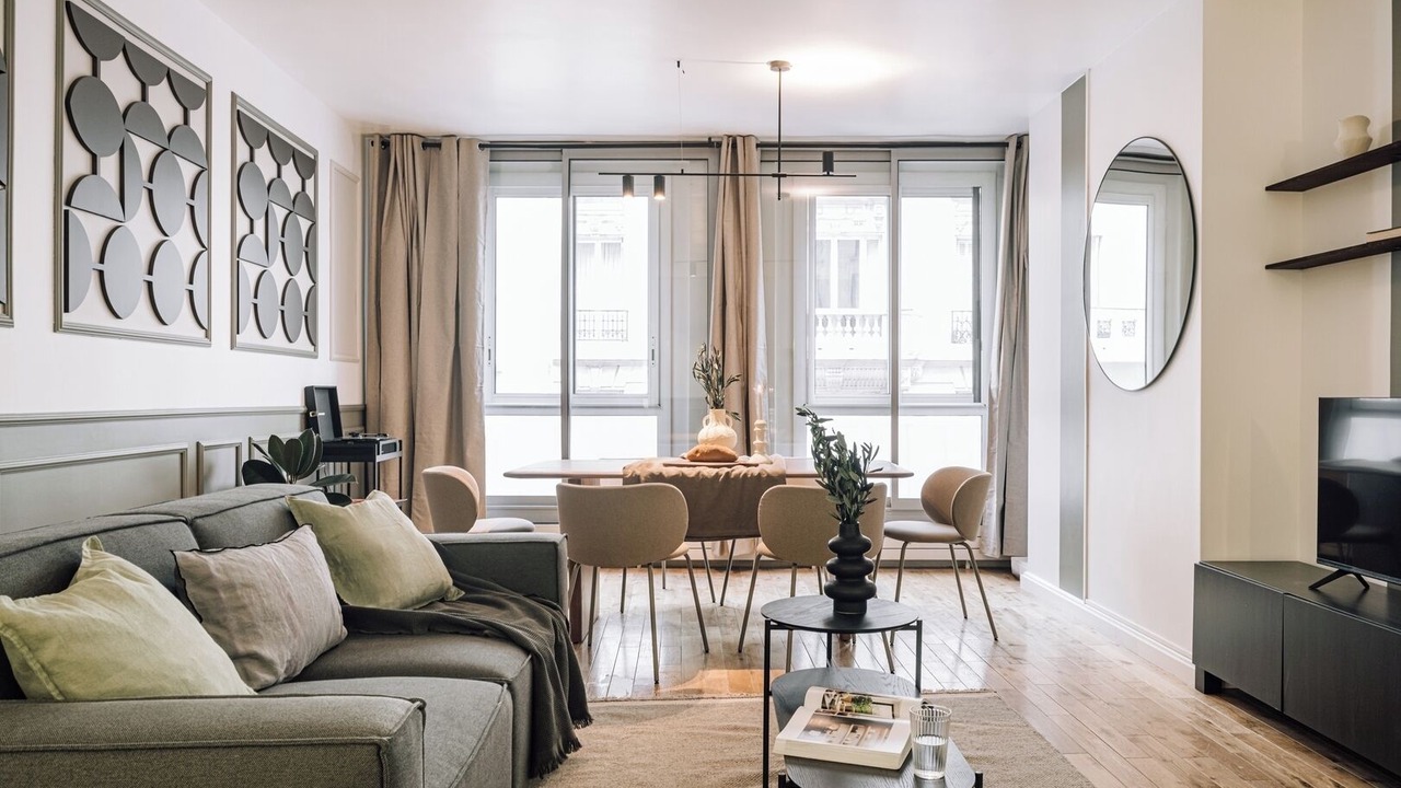 Photo of Livingroom in 16th Arrondissement