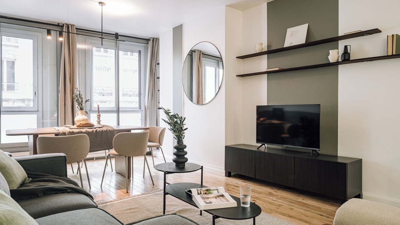 Photo of Livingroom in 16th Arrondissement