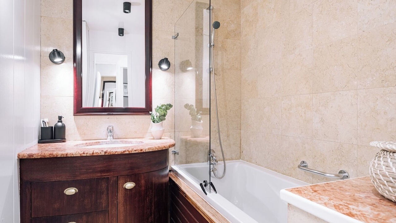 Photo of Bathroom in 16th Arrondissement