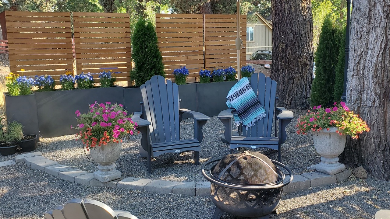 Photo of Others in Larkspur