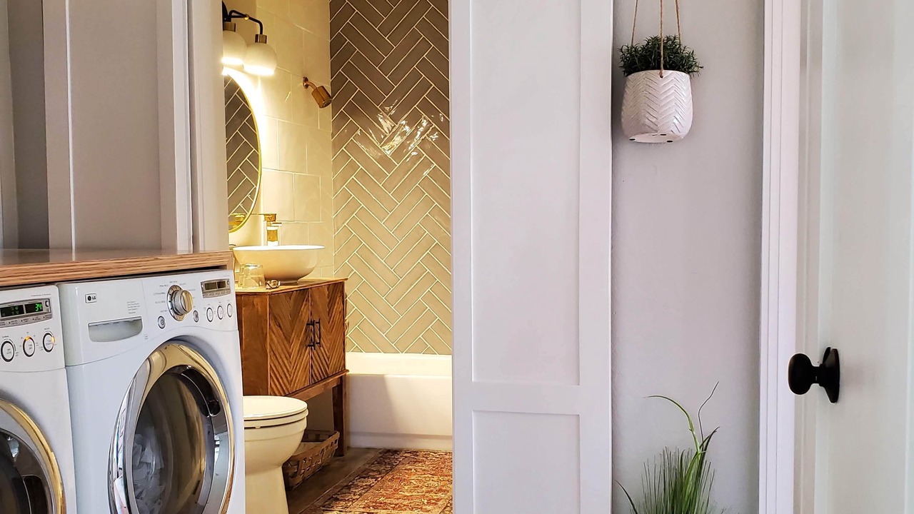 Photo of Bathroom in Larkspur