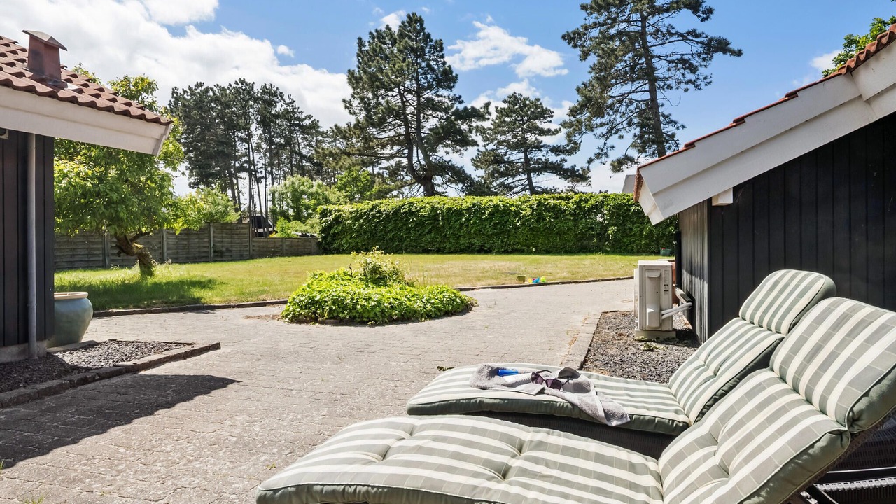 Photo of Others in Frolunde