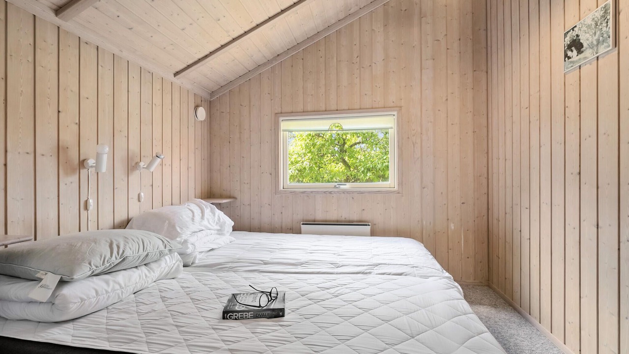 Photo of Others in Frolunde