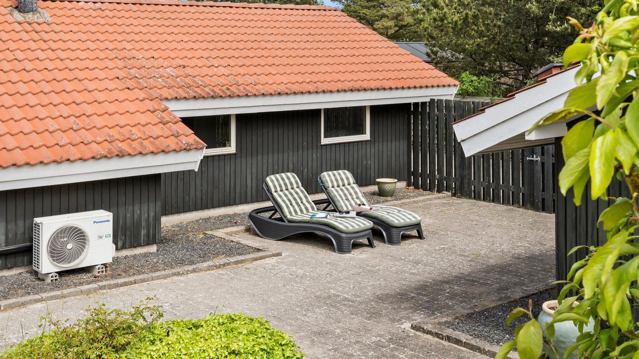 Photo of Others in Frolunde