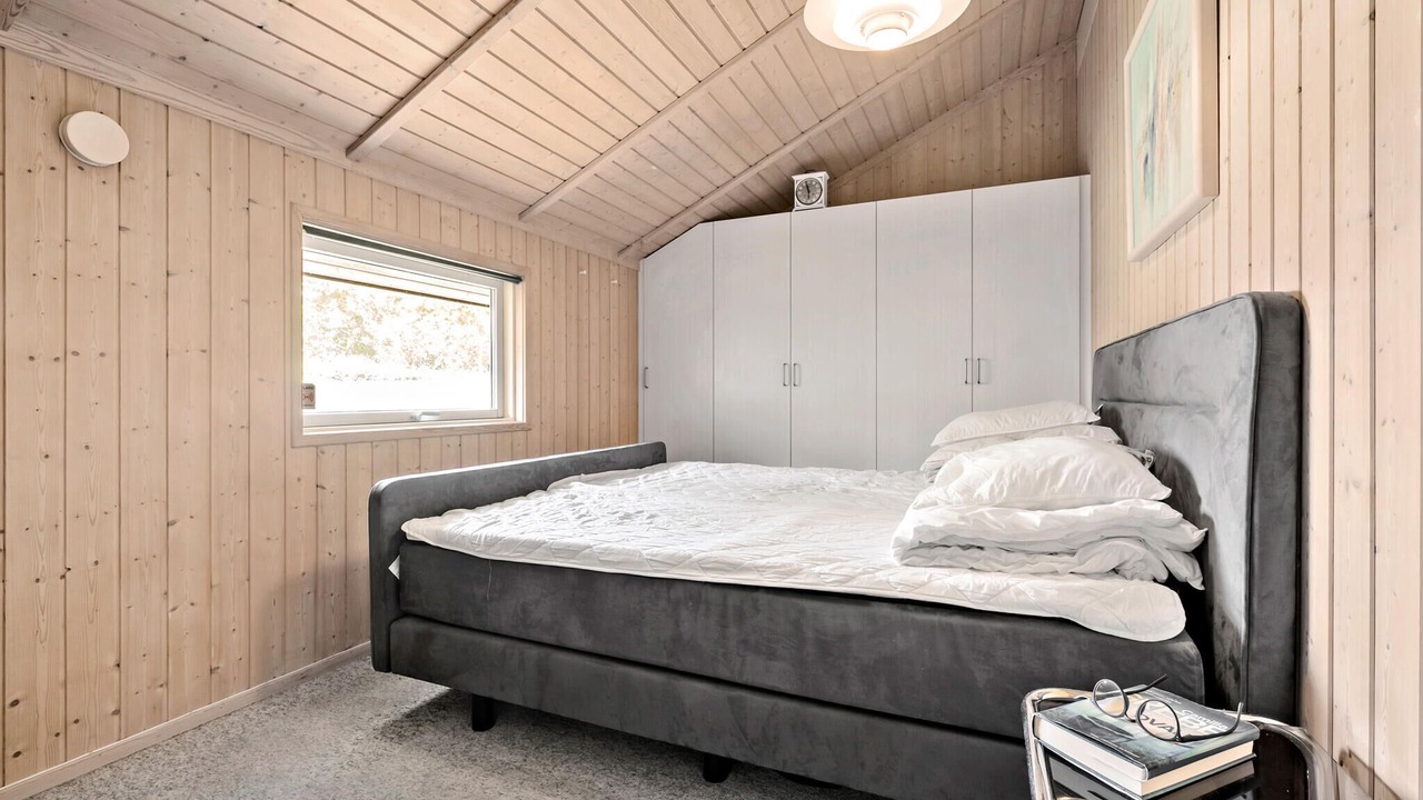 Photo of Others in Frolunde