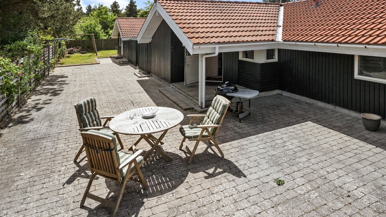 Photo of Others in Frolunde