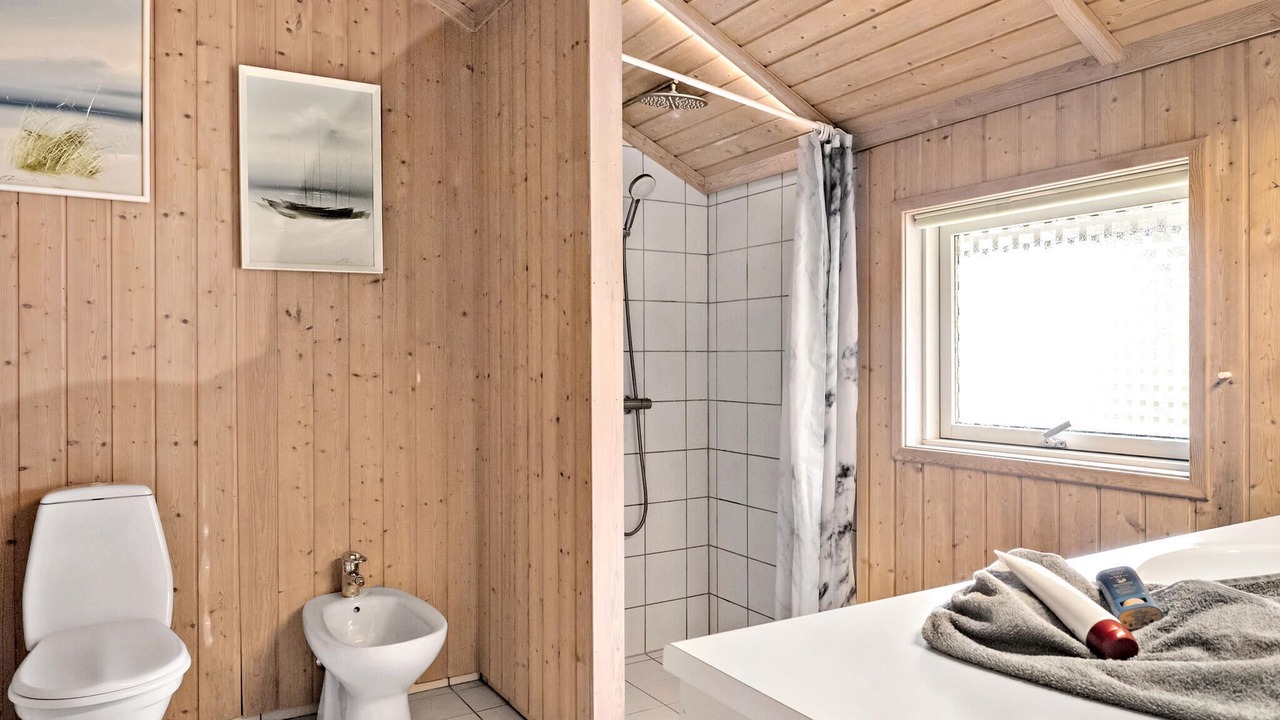 Photo of Bathroom in Frolunde