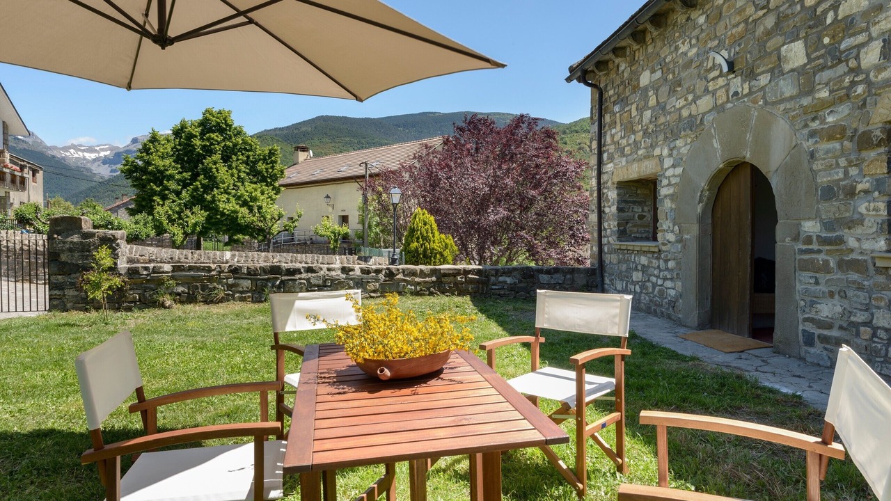 Photo of Outdoor in Aragues del Puerto