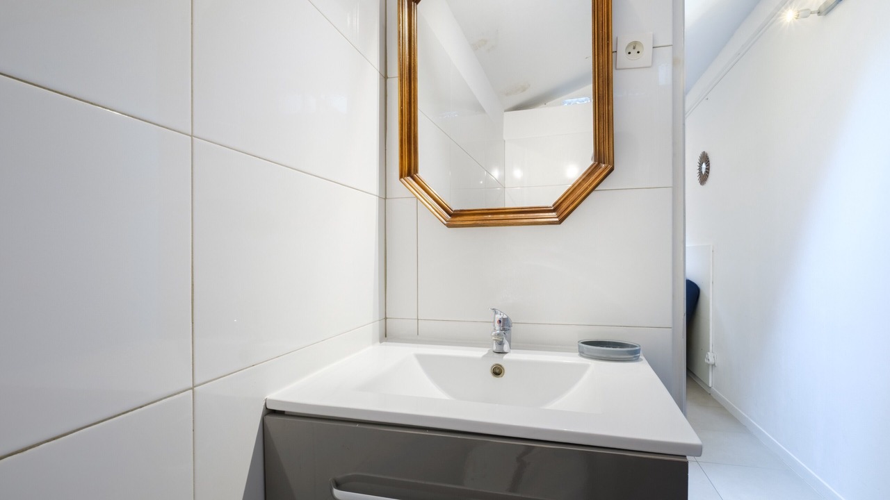 Photo of Bathroom in Vernier
