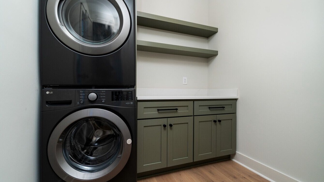 Photo of Bedroom in Pine Knoll Shores
