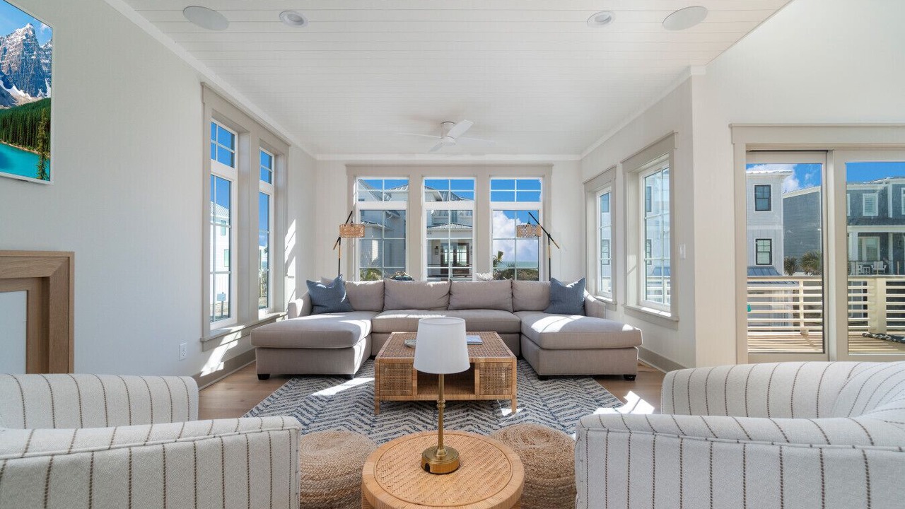 Photo of Bedroom in Pine Knoll Shores