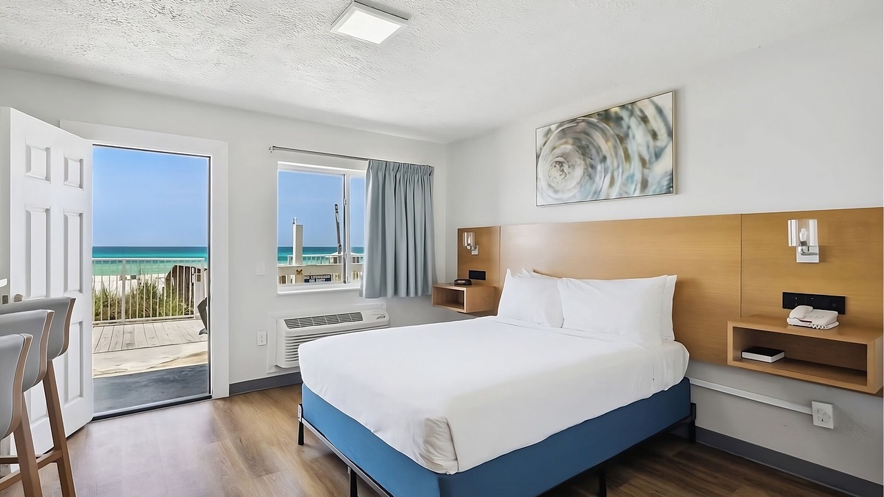 Photo of Bedroom in Fort Bay