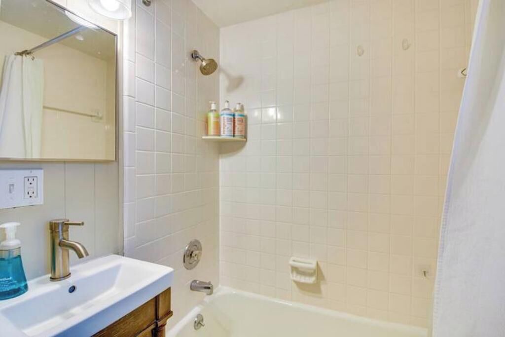 Photo of Bathroom in Reed Creek