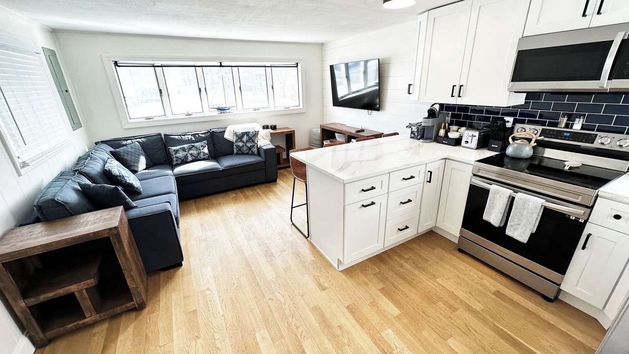 Photo of Bedroom in Salisbury Beach