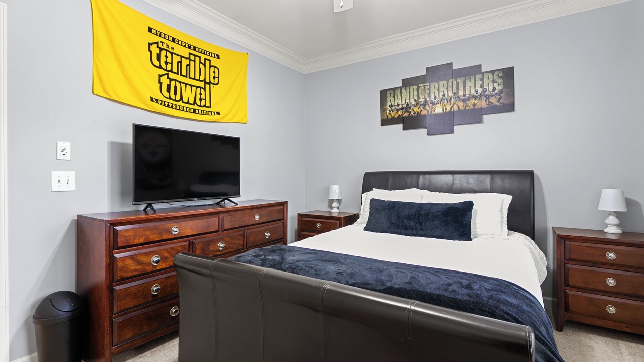 Photo of Bedroom in Old Irving Park