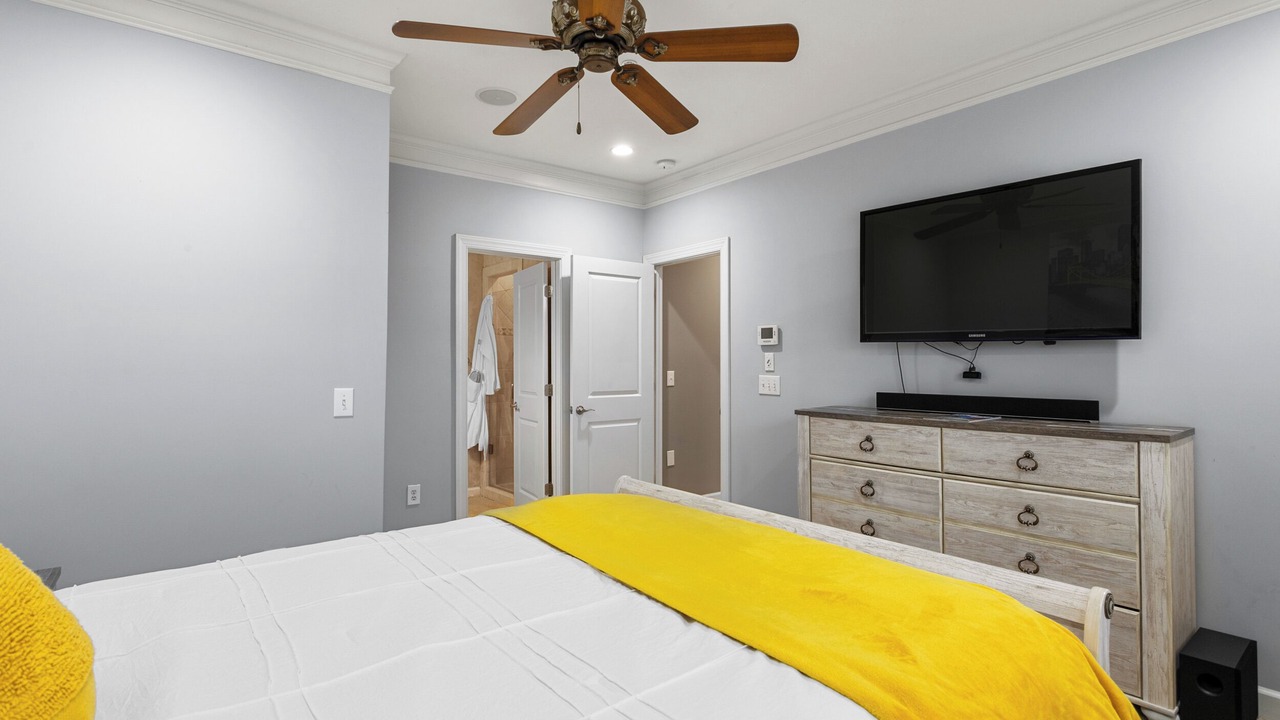 Photo of Bedroom in Old Irving Park